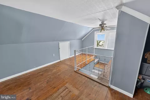 Entry Way - 316 S Haven Ave, Salisbury, MD 21804 photo 5 of 8