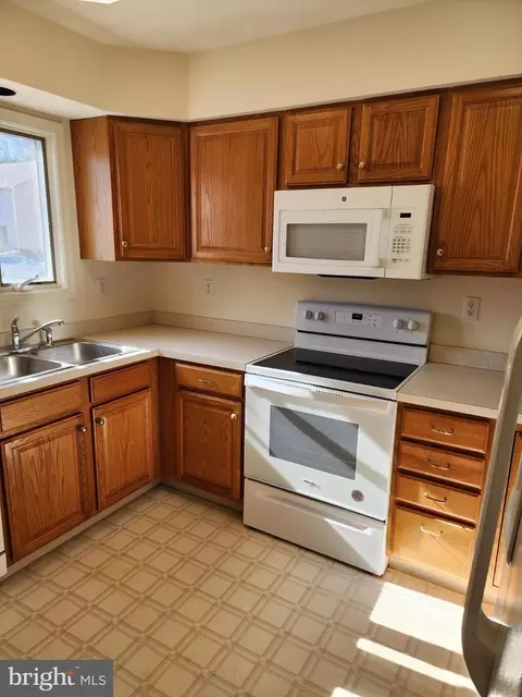 Kitchen - 700 Canvasback Ct #700, Salisbury, MD 21804 photo 2 of 2