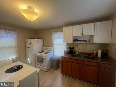Kitchen - 810 N Division St, Salisbury, MD 21801 photo 2 of 4
