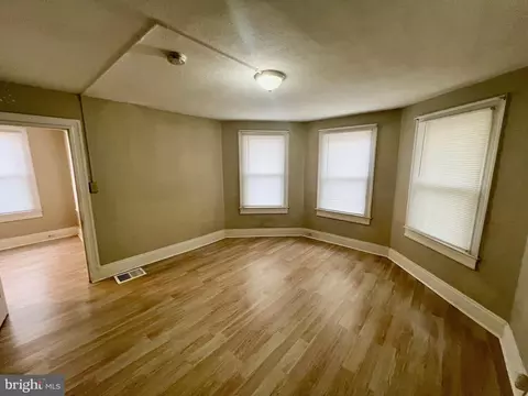 Living - 810 N Division St, Salisbury, MD 21801 photo 4 of 4
