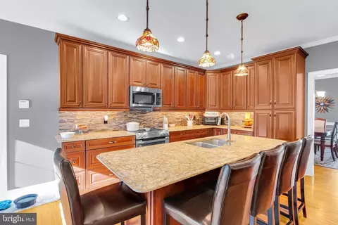 Kitchen - 502 Indian Ln, Salisbury, MD 21801 photo 2 of 7