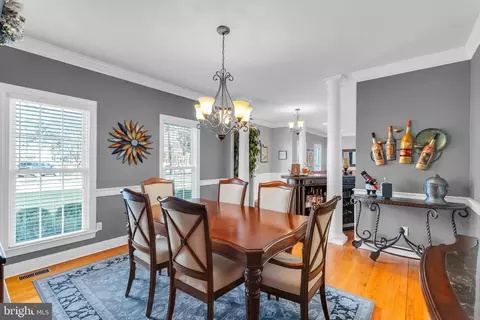 Dining - 502 Indian Ln, Salisbury, MD 21801 photo 2 of 5