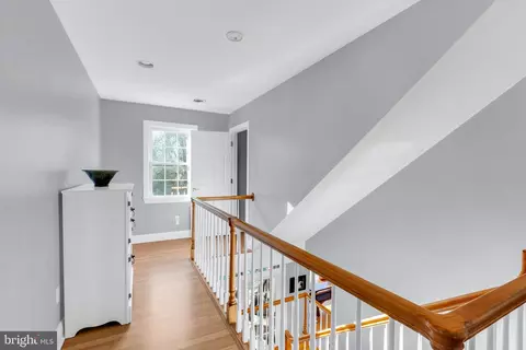 Entry Way - 502 Indian Ln, Salisbury, MD 21801 photo 5 of 6