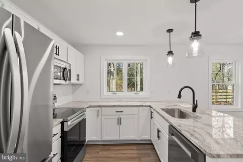 Kitchen - 22202 Wetipquin Rd, Quantico, MD 21856 photo 2 of 4