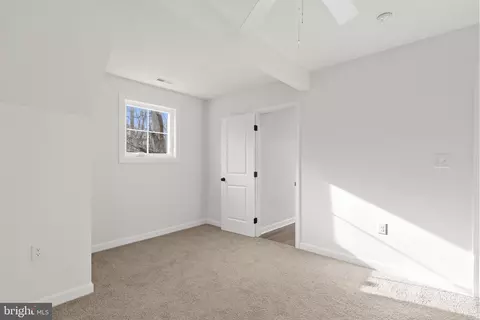 Bedroom - 22202 Wetipquin Rd, Quantico, MD 21856 photo 3 of 7