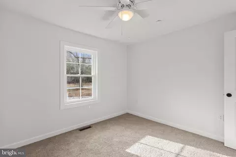 Bedroom - 22202 Wetipquin Rd, Quantico, MD 21856 photo 6 of 7
