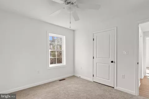 Bedroom - 22202 Wetipquin Rd, Quantico, MD 21856 photo 5 of 7