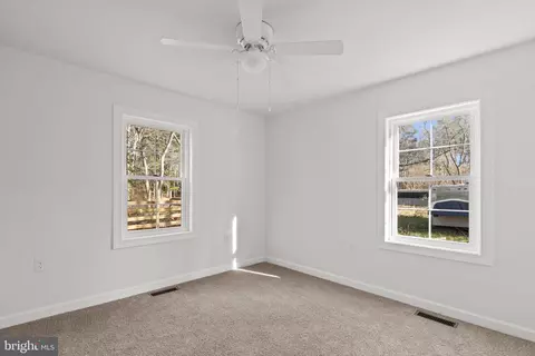 Bedroom - 22202 Wetipquin Rd, Quantico, MD 21856 photo 4 of 7