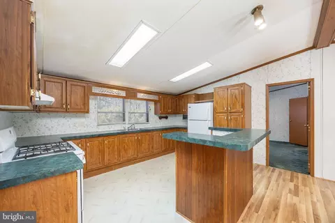 22147 Royal Oak Rd, Quantico, MD 21856 photo 13
