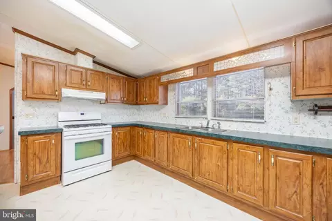 22147 Royal Oak Rd, Quantico, MD 21856 photo 17