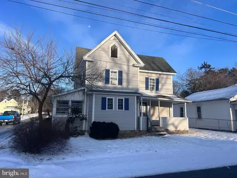 501 Ferry St, Sharptown, MD 21861