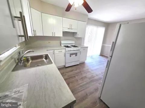 Kitchen - 1007 Pierce Ave, Salisbury, MD 21804 photo 3 of 3