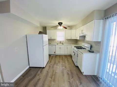 Kitchen - 1007 Pierce Ave, Salisbury, MD 21804 photo 1 of 3