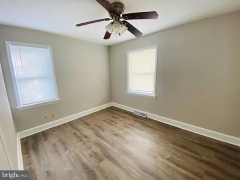 Bedroom - 1007 Pierce Ave, Salisbury, MD 21804 photo 1 of 2