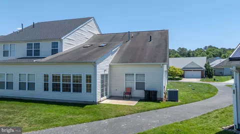 9016 Executive Club Dr, Delmar, MD 21875