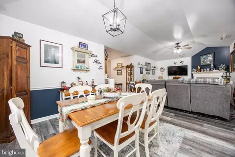 Dining - 1005 E Schumaker Manor Dr, Salisbury, MD 21804 photo 2 of 2