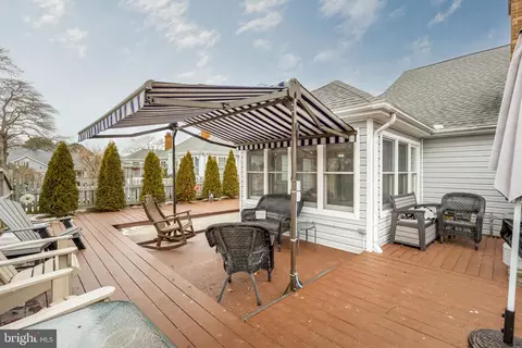Exterior - 1005 E Schumaker Manor Dr, Salisbury, MD 21804 photo 5 of 10