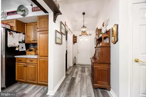 Entry Way - 1005 E Schumaker Manor Dr, Salisbury, MD 21804 photo 1 of 4