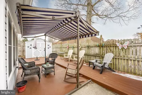 Exterior - 1005 E Schumaker Manor Dr, Salisbury, MD 21804 photo 4 of 10