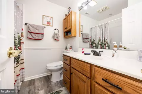 Bath - 1005 E Schumaker Manor Dr, Salisbury, MD 21804 photo 1 of 5