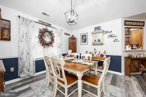 Dining - 1005 E Schumaker Manor Dr, Salisbury, MD 21804 photo 1 of 2