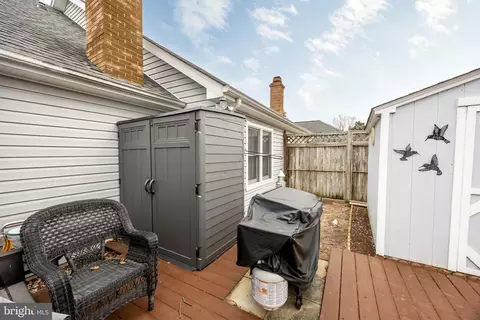 Exterior - 1005 E Schumaker Manor Dr, Salisbury, MD 21804 photo 7 of 10