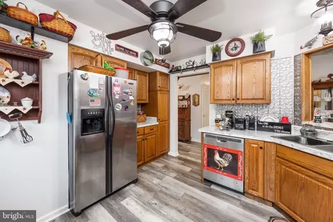 Kitchen - 1005 E Schumaker Manor Dr, Salisbury, MD 21804 photo 4 of 4