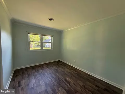 Bedroom - 36432 Davis St, Willards, MD 21874 photo 2 of 2