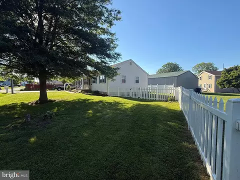 Exterior - 36432 Davis St, Willards, MD 21874 photo 2 of 10