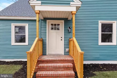 908 Spring Ave, Salisbury, MD 21804 photo 2