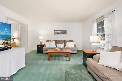 Living - 3940 Devonshire Dr, Salisbury, MD 21804 photo 6 of 9
