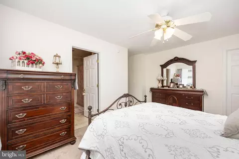 Bedroom - 633 E Main St, Fruitland, MD 21826 photo 7 of 8