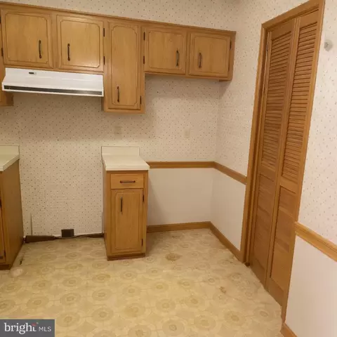 Entry Way - 813 Price Rd, Salisbury, MD 21801 photo 1 of 1