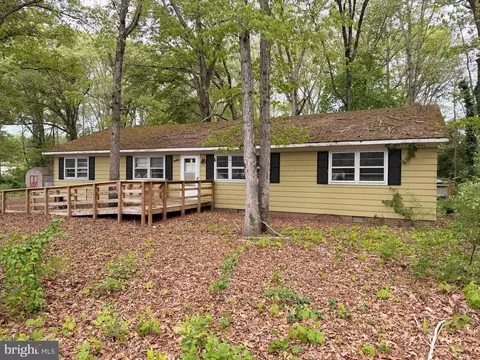 2404 2402 Paleo Ln, Salisbury, MD 21801