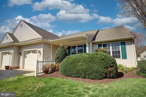 133 Village Oak Dr, Salisbury, MD 21804