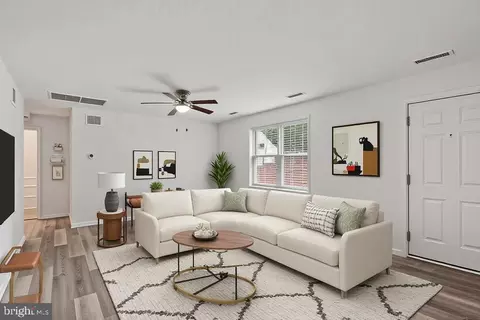 Living - 213 Lloyd St, Salisbury, MD 21801 photo 1 of 3