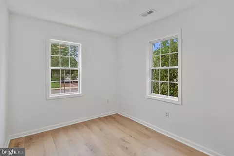 Bedroom - 905 Hanover St, Salisbury, MD 21801 photo 7 of 8
