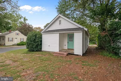 Exterior - 905 Hanover St, Salisbury, MD 21801 photo 8 of 8