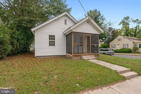 Exterior - 905 Hanover St, Salisbury, MD 21801 photo 3 of 8