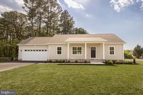 129 Holly Hill Ct, Fruitland, MD 21826