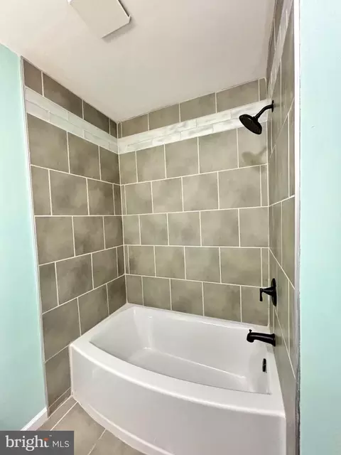 Bath - 7592 Buckman Ave, Salisbury, MD 21801 photo 3 of 3