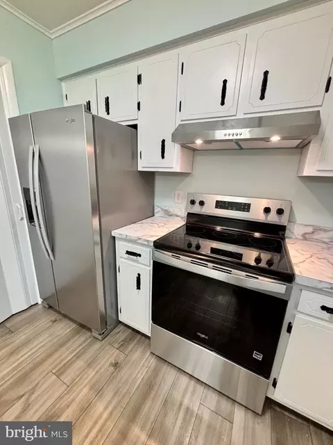 Kitchen - 7592 Buckman Ave, Salisbury, MD 21801 photo 2 of 2
