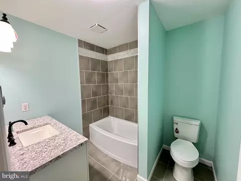 Bath - 7592 Buckman Ave, Salisbury, MD 21801 photo 1 of 3