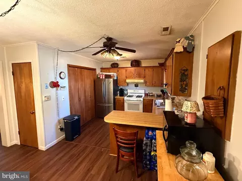 Kitchen - 7592 Green Lewis Rd, Willards, MD 21874 photo 1 of 1