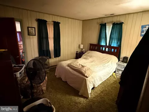 Bedroom - 7592 Green Lewis Rd, Willards, MD 21874 photo 2 of 5