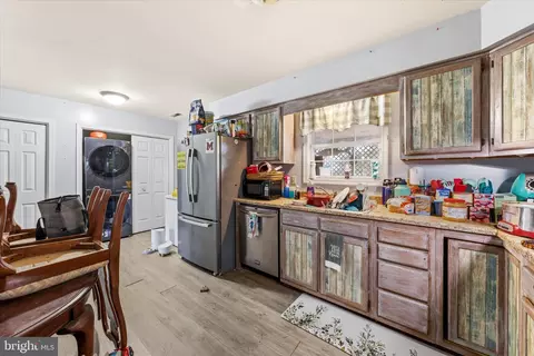 Kitchen - 219 Mildale Dr, Salisbury, MD 21804 photo 1 of 3