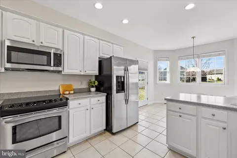 Kitchen - 202 Sandy Bottom Ct, Salisbury, MD 21804 photo 6 of 6