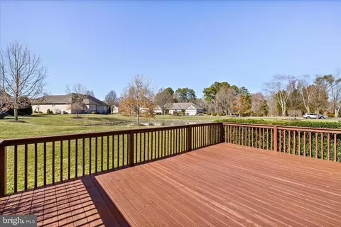 Exterior - 202 Sandy Bottom Ct, Salisbury, MD 21804 photo 4 of 7