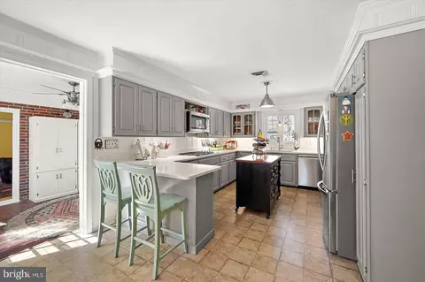 Kitchen - 1708 Lower Millstone Ln, Salisbury, MD 21801 photo 2 of 8
