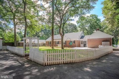 Exterior - 1708 Lower Millstone Ln, Salisbury, MD 21801 photo 4 of 9
